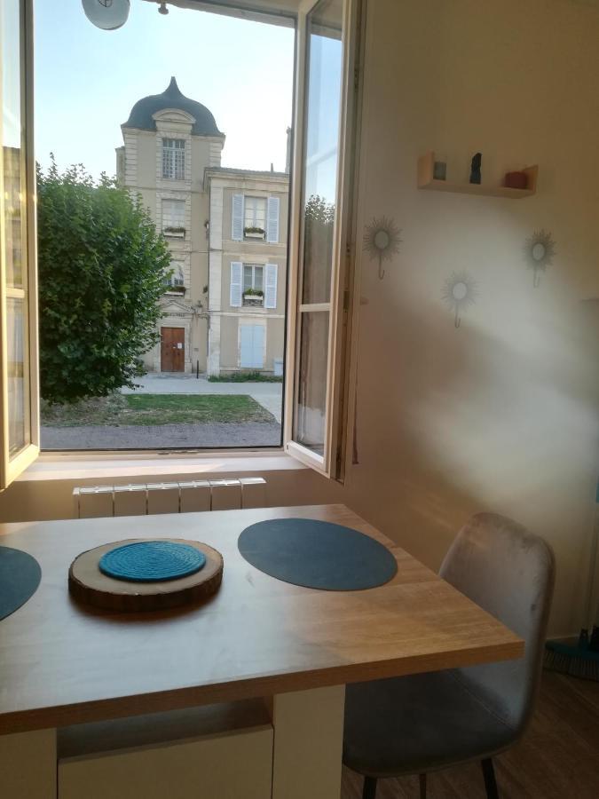 Appartement Calme Saint-Maixent-lʼÉcole Εξωτερικό φωτογραφία