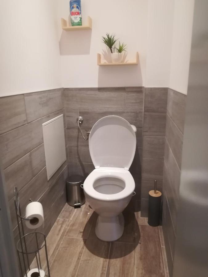 Appartement Calme Saint-Maixent-lʼÉcole Εξωτερικό φωτογραφία